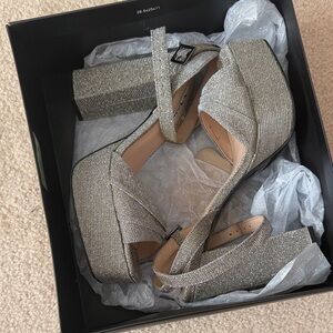 Nina Glittering Silver Platform Heels